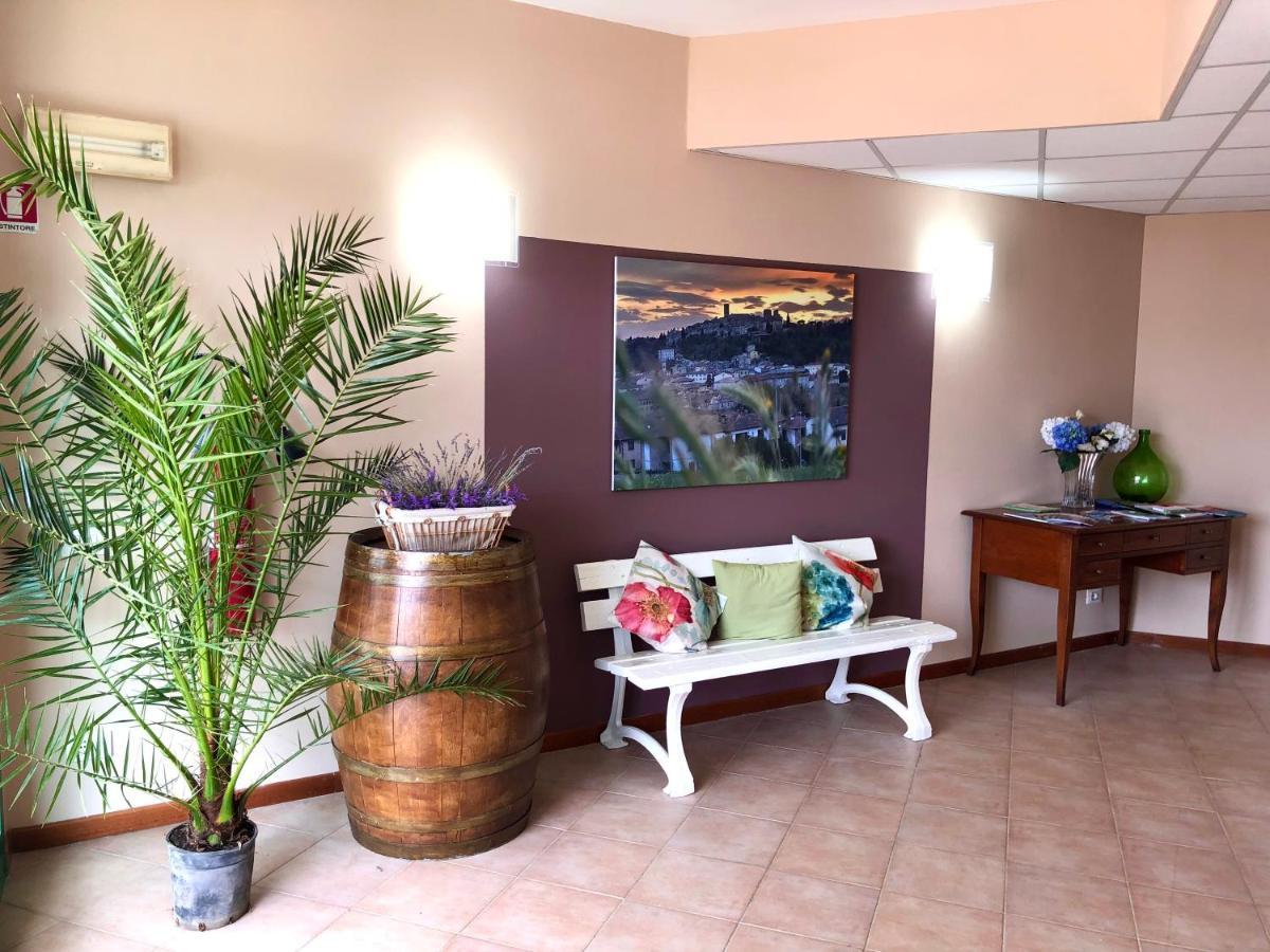 Hotel Sportland Colle Val D'Elsa Esterno foto