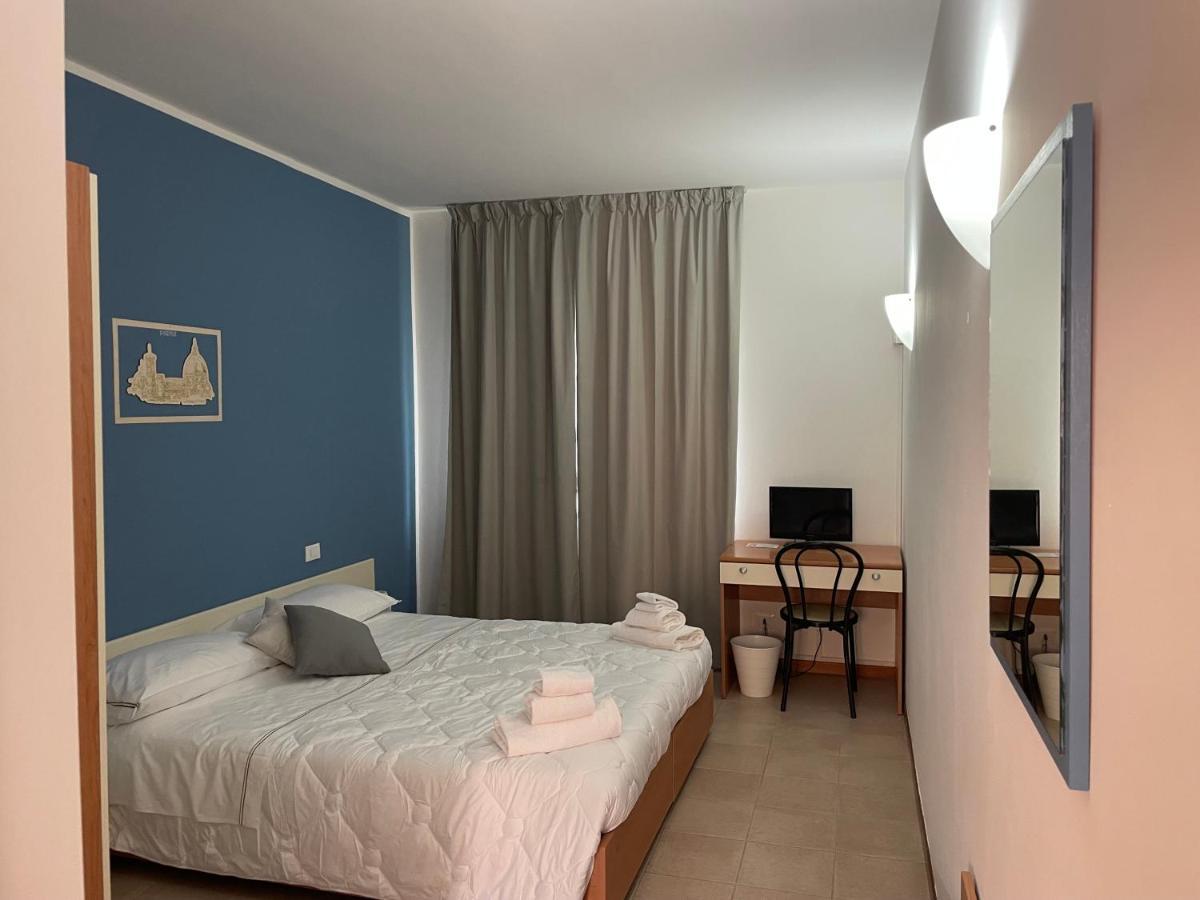 Hotel Sportland Colle Val D'Elsa Esterno foto