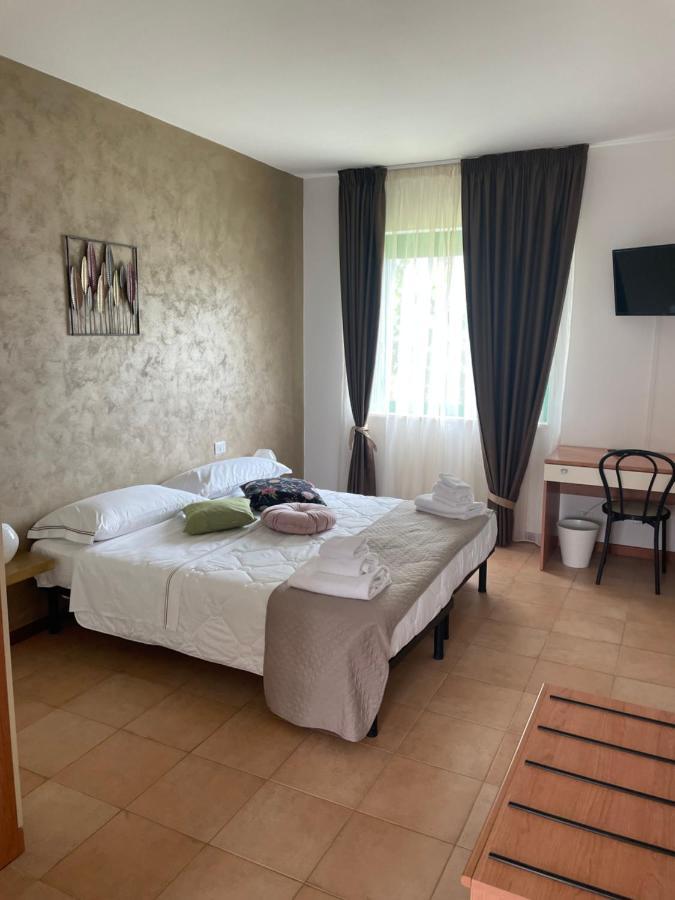 Hotel Sportland Colle Val D'Elsa Esterno foto